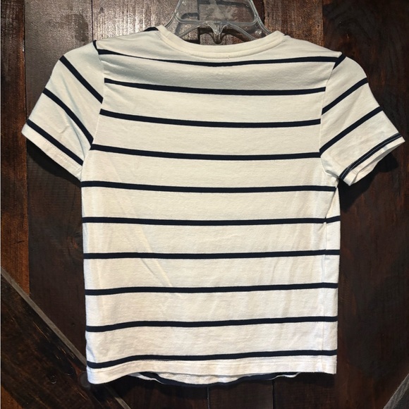 Old Navy Black and White Short Sleeve Tees - Picture 2 of 3